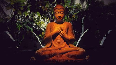 How Buddhist Teachings Help Your Love Life