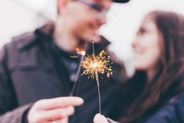 Should You Feel A Spark On The First Date?